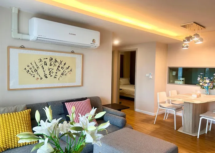 Cosy Sathorn * バンコク都