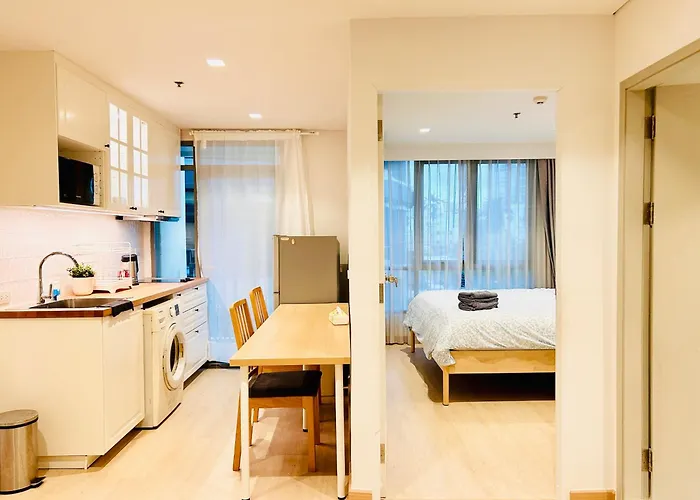 Cosy Sathorn