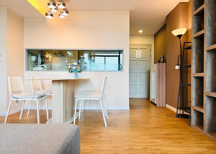 Cosy Sathorn アパート *